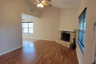 195 Cardinal Dr, Paige, TX 78659 - Photo 4
