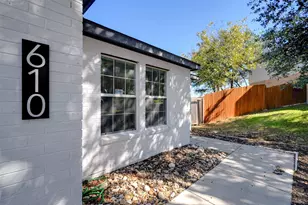 610 Duke Bend, New Braunfels, TX 78130 - Photo 2
