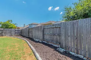 105 Penna Ln, Georgetown, TX 78628 - Photo 30