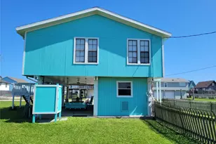 16606 John Davis Rd, Jamaica Beach, TX 77554 - Photo 8