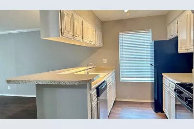 5426 Menchaca Road #205, Austin, TX 78745 - Photo 2