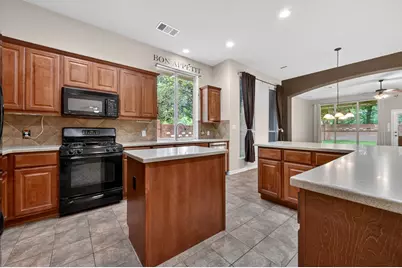 4308 Park Vista Trail, Round Rock, TX 78665 - Photo 12