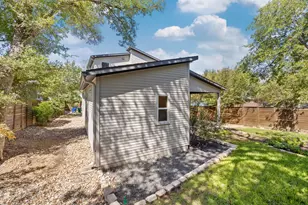 1719 Bunche Rd, Austin, TX 78721 - Photo 34