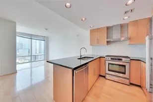 300 Bowie St, Austin, TX 78703 - Photo 6
