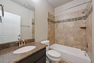 2021 Carlson Dr, Austin, TX 78741 - Photo 14