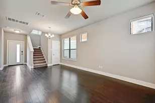 2021 Carlson Dr, Austin, TX 78741 - Photo 8