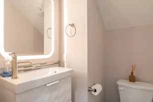 6409 Berkman Dr, Austin, TX 78723 - Photo 28