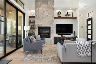 6104 Cary Dr, Austin, TX 78757 - Photo 6