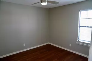 1624 Aquarena Springs Dr, San Marcos, TX 78666 - Photo 12