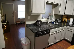 1624 Aquarena Springs Dr, San Marcos, TX 78666 - Photo 10