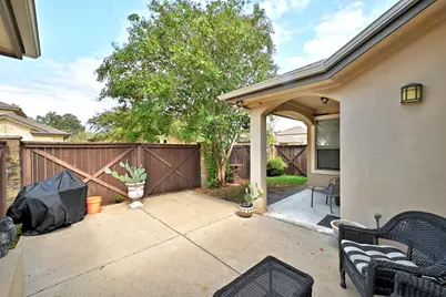 111 Via Villina, Buda, TX 78610 - Photo 28