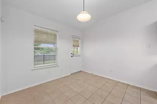 118 Camellia Dr, Hutto, TX 78634 - Photo 12