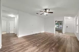 118 Camellia Dr, Hutto, TX 78634 - Photo 6