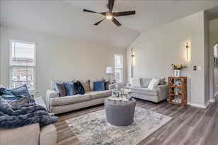 2133 Sid Allens Dr, Buda, TX 78610 - Photo 4