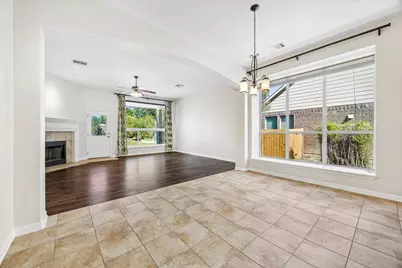 2329 Village View Loop, Pflugerville, TX 78660 - Photo 10