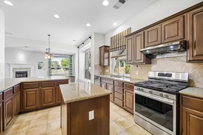 2329 Village View Loop, Pflugerville, TX 78660 - Photo 14