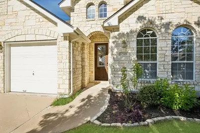 2329 Village View Loop, Pflugerville, TX 78660 - Photo 2