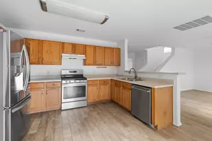 617 Riverway Ln, Leander, TX 78641 - Photo 8