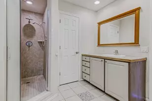 322 E Castleshoals Dr, Granite Shoals, TX 78654 - Photo 18