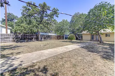 322 E Castleshoals Drive, Granite Shoals, TX 78654 - Photo 20
