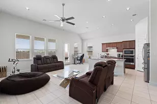 17211 Calipatria Ln, Pflugerville, TX 78660 - Photo 2