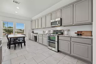 1009 Daylily Loop, Georgetown, TX 78626 - Photo 14