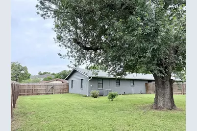 10700 Plains Trail, Austin, TX 78758 - Photo 24