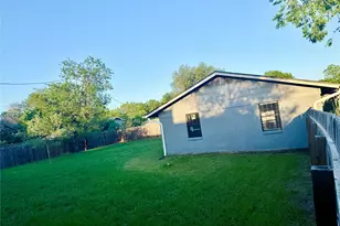 10700 Plains Trail, Austin, TX 78758 - Photo 32