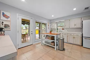 2509 Redleaf Ln, Austin, TX 78745 - Photo 6