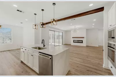 208 Ulupau Circle, Bastrop, TX 78602 - Photo 2