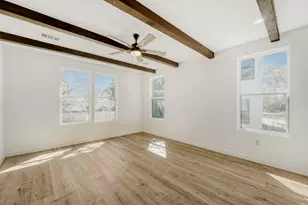 208 Ulupau Cir, Bastrop, TX 78602 - Photo 14