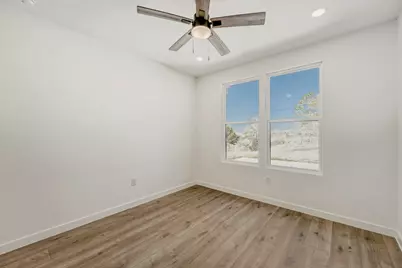 208 Ulupau Circle, Bastrop, TX 78602 - Photo 18