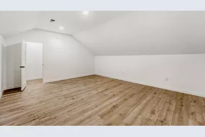 208 Ulupau Circle, Bastrop, TX 78602 - Photo 20