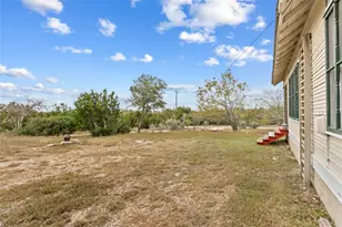 500 Springlake Dr, Dripping Springs, TX 78620 - Photo 6