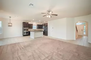 321 Ore Ln, Jarrell, TX 76537 - Photo 8