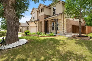 267 Fort Cobb Way, Georgetown, TX 78628 - Photo 4