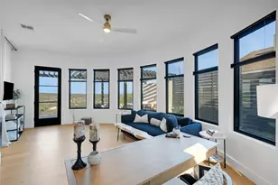 401 Rogart Dr, Briarcliff, TX 78669 - Photo 14