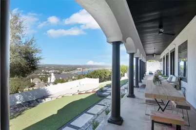 401 Rogart Drive, Briarcliff, TX 78669 - Photo 2