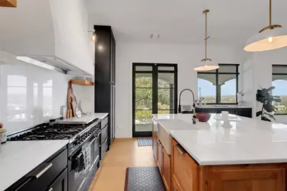 401 Rogart Drive, Briarcliff, TX 78669 - Photo 4