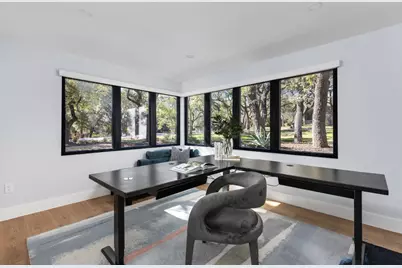 302 Buckeye Trail, West Lake Hills, TX 78746 - Photo 24