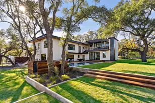 302 Buckeye Trail, West Lake Hills, TX 78746 - Photo 2