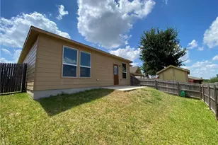 5704 Knoll Pines Pass, Austin, TX 78724 - Photo 24