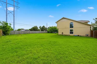 1701 Hunters Trail, Round Rock, TX 78681 - Photo 32