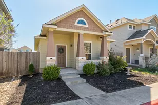 4613 Graceful Ln, Austin, TX 78725 - Photo 2