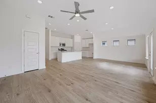108 Melrose St, Hutto, TX 78634 - Photo 16
