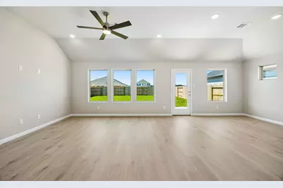 108 Melrose Street, Hutto, TX 78634 - Photo 10
