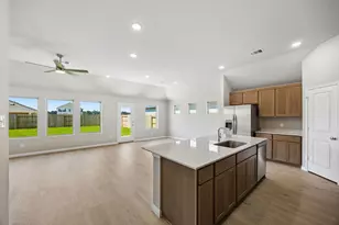 108 Melrose St, Hutto, TX 78634 - Photo 4