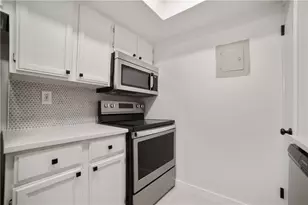 2600 Penny Ln, Austin, TX 78757 - Photo 8