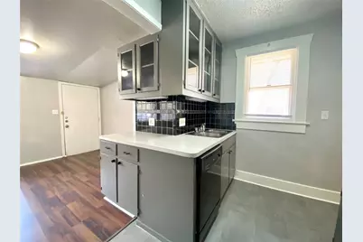 407 E 30th Street #A, Austin, TX 78705 - Photo 6