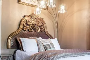 303 Austin St, Fredericksburg, TX 78624 - Photo 16